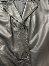 Load image into Gallery viewer, Trench in pelle nera 90s