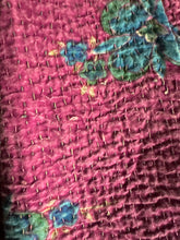 Load image into Gallery viewer, Trench  Damodara in tessuto Kantha indiano