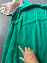 Load image into Gallery viewer, Abito block color fine anni ’70 – maniche a ballon – stile Saint Laurent