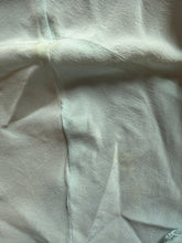 Load image into Gallery viewer, Camicia da notte vintage anni ’50 in seta color celeste firmata Peony