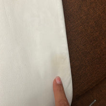 Load image into Gallery viewer, Pantalone bianco in pelle 80s