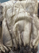 Load image into Gallery viewer, Bomber smanicato in montone 80s