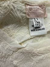 Load image into Gallery viewer, Top Ghost made England by Ossie Clark bianco 90s