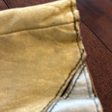 Load image into Gallery viewer, Pantaloni Alma in pelle dorati e argento 90s