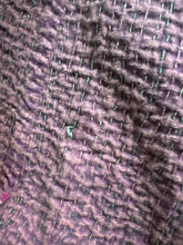 Load image into Gallery viewer, Trench  Damodara in tessuto Kantha indiano