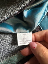 Load image into Gallery viewer, Giacca Damodara in seta indiana