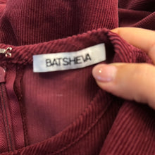 Load image into Gallery viewer, Abito Batsheva color bordeaux a coste