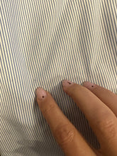 Load image into Gallery viewer, Camicia Kenzo a righe bianche e blu 80s