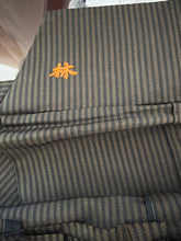 Load image into Gallery viewer, Hakama Vintage Tradizionale Giapponese Sendai-hira – Seta Ki-tsumugi