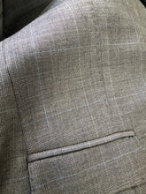 Load image into Gallery viewer, Completo sartoriale e rifinito a mano check grigio