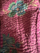 Load image into Gallery viewer, Trench  Damodara in tessuto Kantha indiano