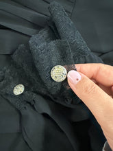 Load image into Gallery viewer, Abito sartoriale in crepe di seta nera fine 60s