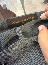 Load image into Gallery viewer, Pantaloni Louis Vuitton Vintage – Jacquard Piqué Grigio