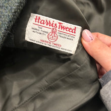 Load image into Gallery viewer, Cappotto tessuto Harris Tweed verde/grigio Y2k