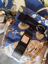 Load image into Gallery viewer, Gonna vintage Just Cavalli anni 2000, modello multicolore in denim.