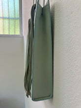 Load image into Gallery viewer, Tote A4 Jacquemus in pelle