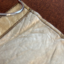 Load image into Gallery viewer, Pantaloni Alma in pelle dorati e argento 90s