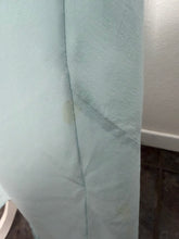 Load image into Gallery viewer, Camicia da notte vintage anni ’50 in seta color celeste firmata Peony