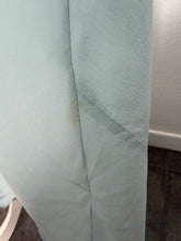 Load image into Gallery viewer, Camicia da notte vintage anni ’50 in seta color celeste firmata Peony