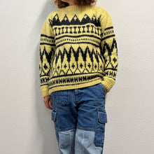 Load image into Gallery viewer, Maglione hand made in lana