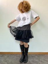 Load image into Gallery viewer, Gonna Bianco nero con balza in pizzo 80s