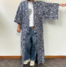 Load image into Gallery viewer, Yutaka blu e bianca con stampe VENTAGLIO 50s acquistata Kyoto