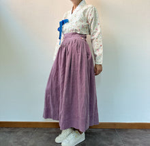 Load image into Gallery viewer, Gonna da lavoro acquistata in Korea color viola vintage