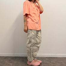 Load image into Gallery viewer, Camicia sartoriale vintage anni ’80 – colore pesca