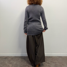 Load image into Gallery viewer, Prada maglione grigio anni ’90.