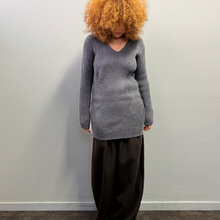 Load image into Gallery viewer, Prada maglione grigio anni ’90.