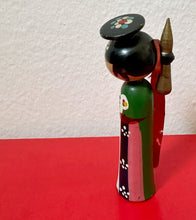 Load image into Gallery viewer, bambolina tradizionale Koreana antica