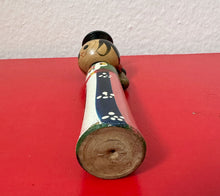 Load image into Gallery viewer, bambolina tradizionale Koreana antica