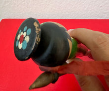 Load image into Gallery viewer, bambolina tradizionale Koreana antica