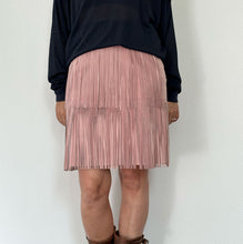 Load image into Gallery viewer, Gonna frange in camoscio rosa 80s