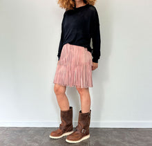 Load image into Gallery viewer, Gonna frange in camoscio rosa 80s