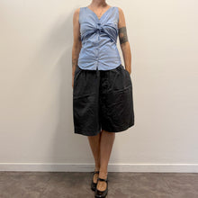 Load image into Gallery viewer, Top vintage Cristina Pitteri in shantung di seta color celeste, realizzato nei primi anni 2000.