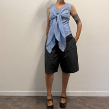 Load image into Gallery viewer, Top vintage Cristina Pitteri in shantung di seta color celeste, realizzato nei primi anni 2000.