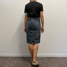 Load image into Gallery viewer, Gucci by Tom Ford – Gonna in Denim Y2K