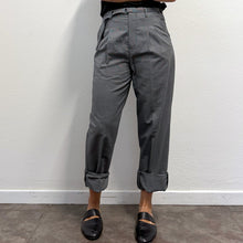 Load image into Gallery viewer, Pantaloni Louis Vuitton Vintage – Jacquard Piqué Grigio