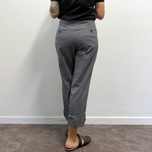 Load image into Gallery viewer, Pantaloni Louis Vuitton Vintage – Jacquard Piqué Grigio