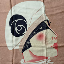 Load image into Gallery viewer, Foulard Vintage Lanvin Paris in Seta – Fine anni ’70 / Inizio anni ’80