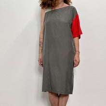 Load image into Gallery viewer, Abito Penny Black in seta Y2K