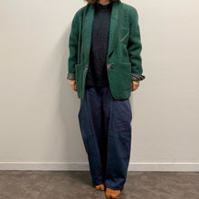 Load image into Gallery viewer, GIACCA VINTAGE VERDE 80s – LANA SALTATA