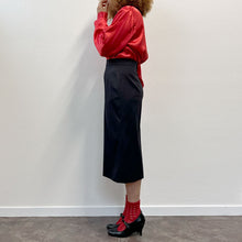 Load image into Gallery viewer, Camicia rossa raso di viscosa 80s