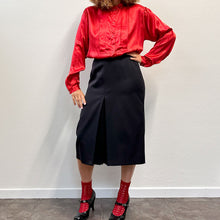 Load image into Gallery viewer, Camicia rossa raso di viscosa 80s