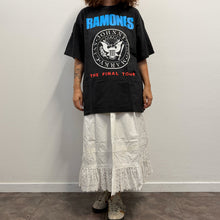 Load image into Gallery viewer, Ramones "The Final Tour 1996" Vintage Bootleg T-Shirt