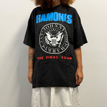 Load image into Gallery viewer, Ramones "The Final Tour 1996" Vintage Bootleg T-Shirt