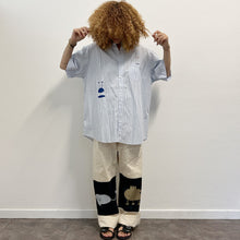 Load image into Gallery viewer, Camicia a Righe MAKICHA– Serigrafia a mano di Gigi Tarantola