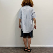 Load image into Gallery viewer, Camicia a righe MAKICHA – Serigrafia a mano di Gigi Tarantola