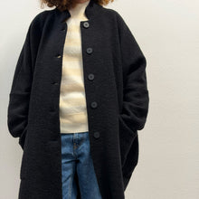 Load image into Gallery viewer, Cappotto leggero nero anni ’90